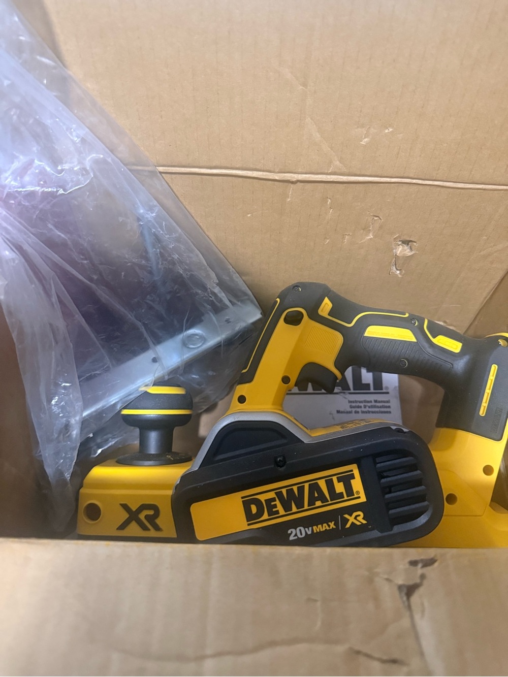 DEWALT 20V MAX XR Cordless Hand Planer in Yellow and Black